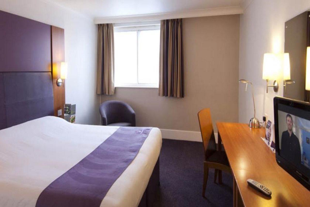 Premier Inn Liverpool City エクステリア 写真